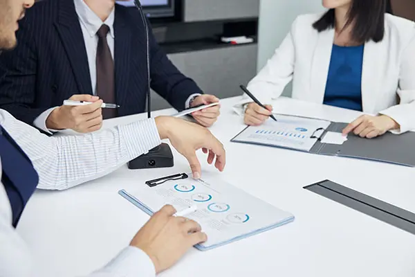 旅游哪里吃饭好点又便宜